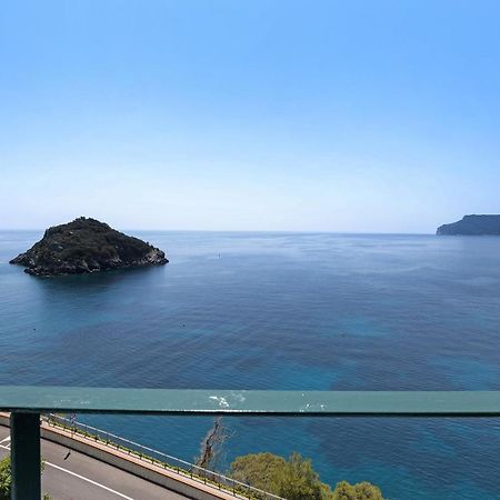 Appartamento Stupenda Vista Mare Bergeggi Exterior photo